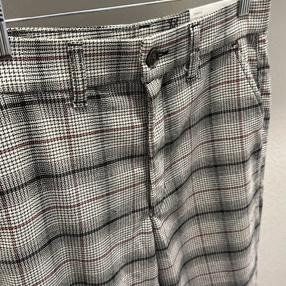 AMERICAN EAGLE Super High Rise Skinny Trouser